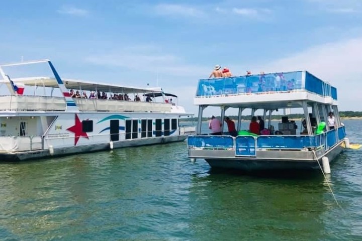 a small boat in a body of water