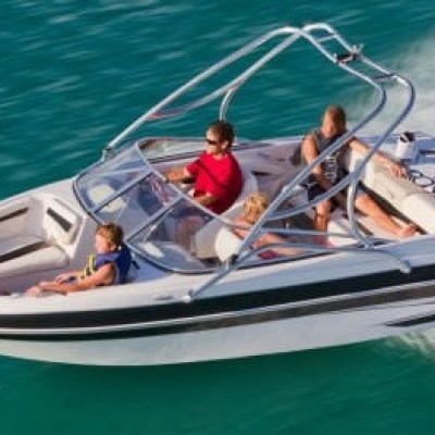 a small boat in a body of water